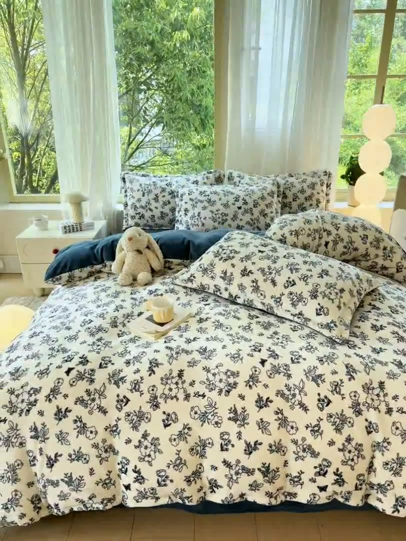91家纺网 家纺一手货源 找家纺 富之航家纺 2024新款高克重小清新牛奶绒四件套 花梦缘
