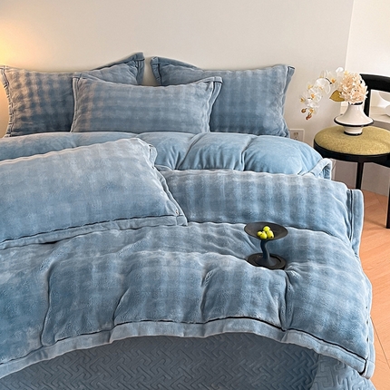 91家纺网 家纺一手货源 找家纺 （总）欧邦 新款A类泡泡绒牛奶绒单被套夹棉床盖单品可组合