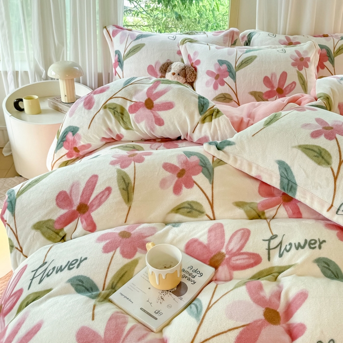 91家纺网 家纺一手货源 找家纺 富之航家纺 2024新款高克重小清新牛奶绒四件套 沐颜