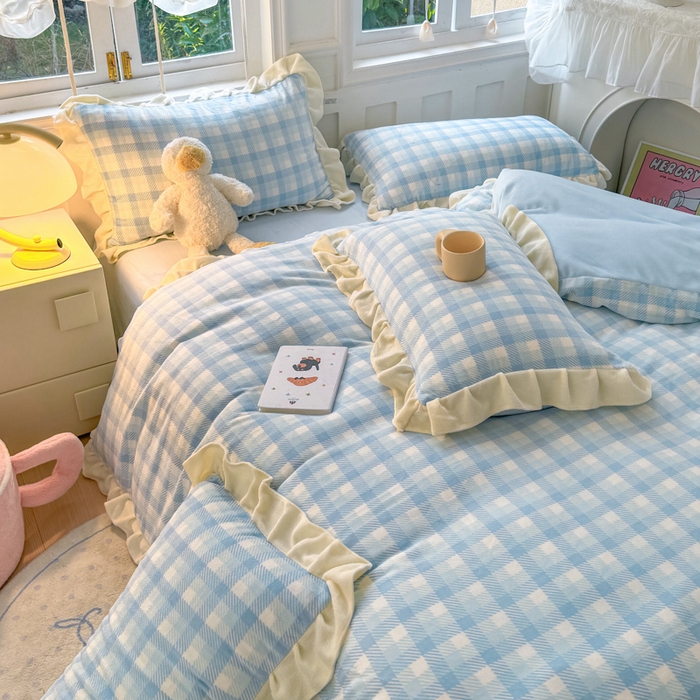 91家纺网 家纺一手货源 找家纺 2024新款高克重韩版牛奶绒四件套-奶油格子系列 奶油蓝格