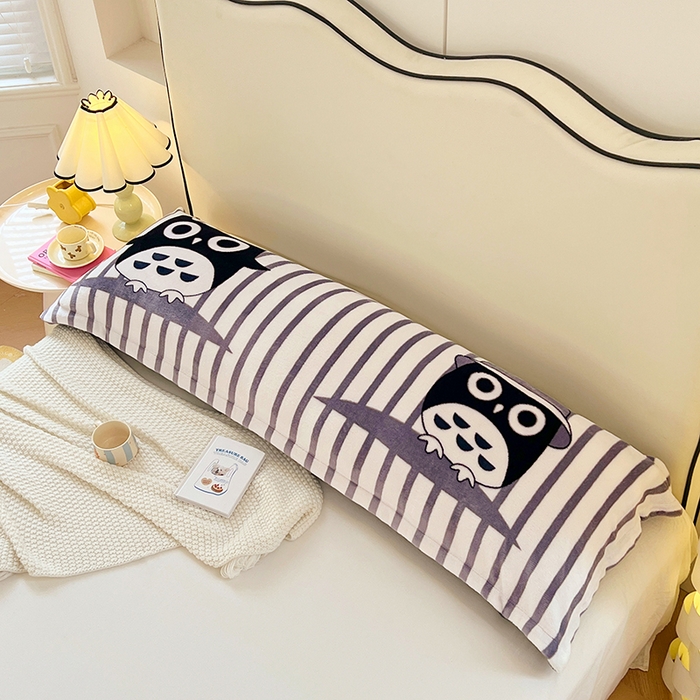 91家纺网 家纺一手货源 找家纺 梦舒羽 2025新款冬季法莱绒枕套牛奶绒1.5m枕头套双人珊瑚绒枕芯套 甜蜜的爱