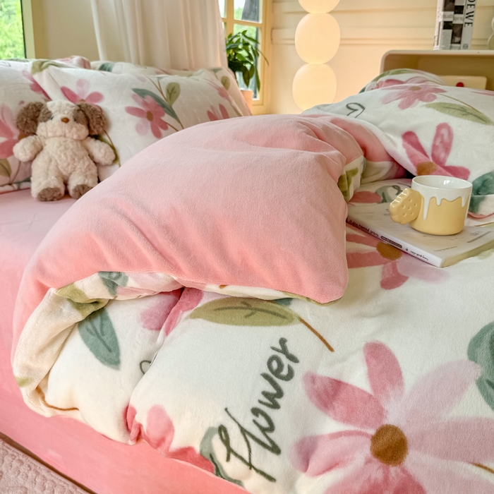 91家纺网 家纺一手货源 找家纺 富之航家纺 2024新款高克重小清新牛奶绒四件套 沐颜