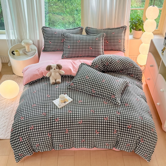 91家纺网 家纺一手货源 找家纺 富之航家纺 2024新款高克重小清新牛奶绒四件套 翩翩起舞