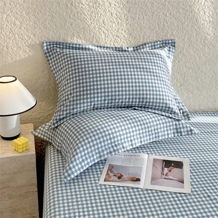 91家纺网 家纺一手货源 找家纺 2024新款AB版.生态磨毛印花单枕套 蓝小格