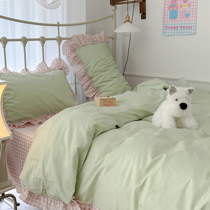 91家纺网 家纺一手货源 找家纺 2024新款花边奶油格子全棉混搭款四件套 莓莓芭乐