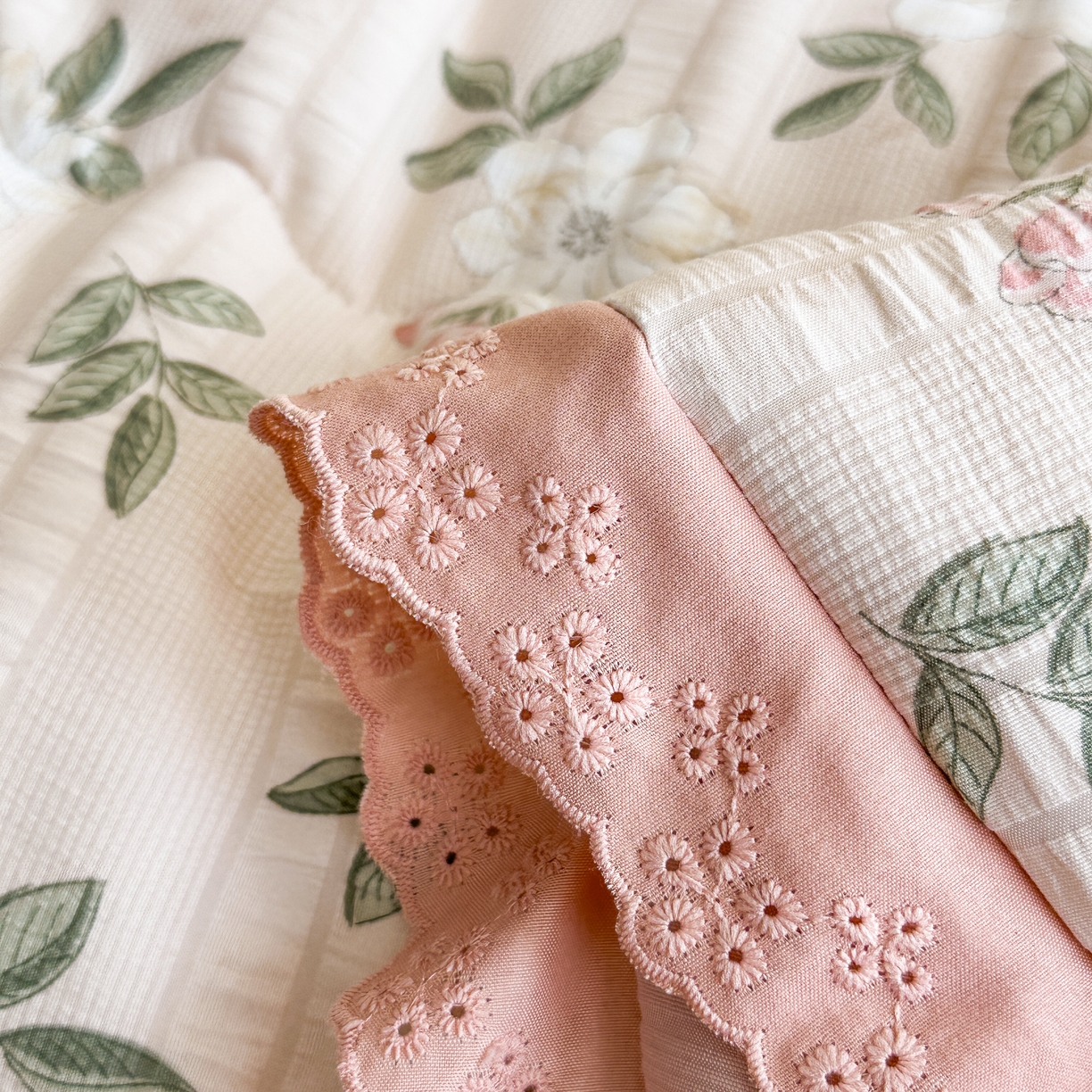 91家纺网 家纺一手货源 找家纺 81号家纺 2024新款云织纱被子被芯冬被春秋被大豆被 花香满枝