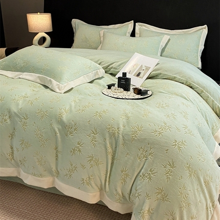 91家纺网 家纺一手货源 找家纺 （总）七七家纺 2025新款雕花牛奶绒四件套--竹韵系列