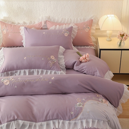 91家纺网 家纺一手货源 找家纺 （总）艾米家居 2025新款秋冬加厚铂金磨毛刺绣花边四件套-花涧