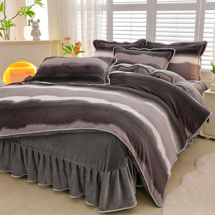 91家纺网 家纺一手货源 找家纺 红宝利 2024新款亲肤牛奶绒印花四件套 梦想家