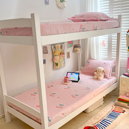 91家纺网 家纺一手货源 找家纺 川悦生活 2024新款雪花绒印花宿舍单床笠系列 床笠桃心爱语