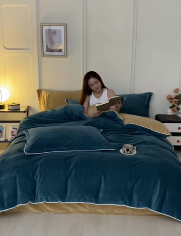 91家纺网 家纺一手货源 找家纺 澳梵家居 澳梵家居 2024新款A类宝宝绒嵌绳款四件套--【雅致系列】 浅黛蓝+灰