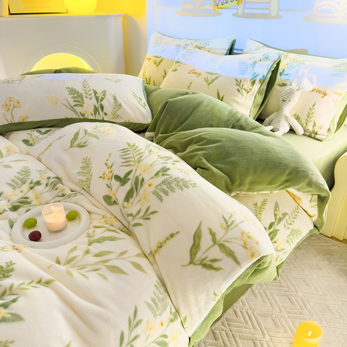 91家纺网 家纺一手货源 找家纺 2024新款抗静电加厚牛奶绒印花四件套 花叶漫舞