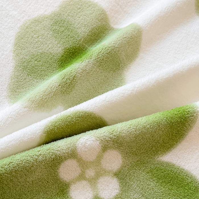 91家纺网 家纺一手货源 找家纺 2024新款A类牛奶绒包边款加厚保暖被套-印花款（机包边款）蓓蕾兔-绿