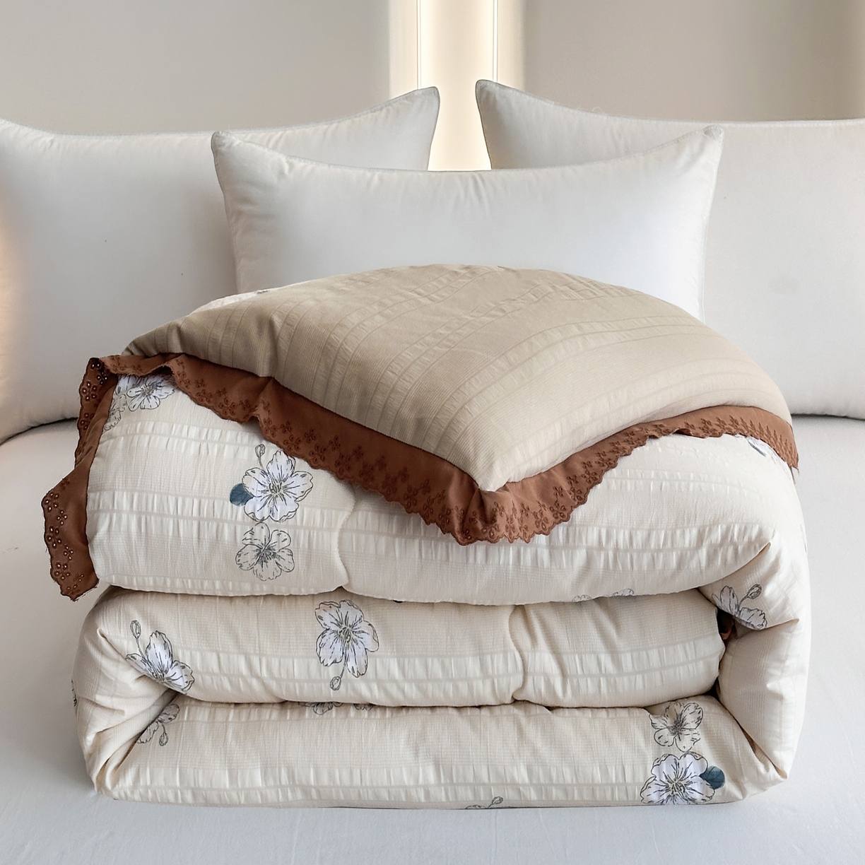 91家纺网 家纺一手货源 找家纺 81号家纺 2024新款云织纱被子被芯冬被春秋被大豆被 秋日私语