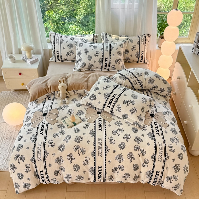 91家纺网 家纺一手货源 找家纺 富之航家纺 2024新款高克重小清新牛奶绒四件套 墨染花郁