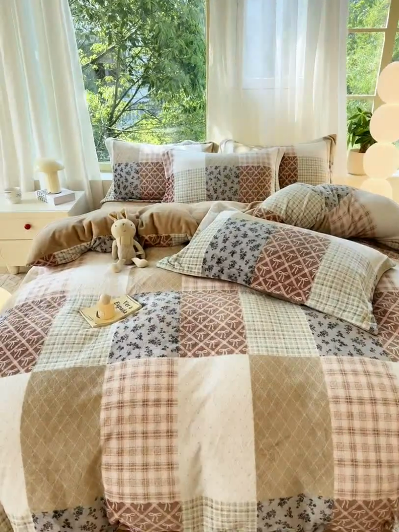 91家纺网 家纺一手货源 找家纺 富之航家纺 2024新款高克重小清新牛奶绒四件套 花漾