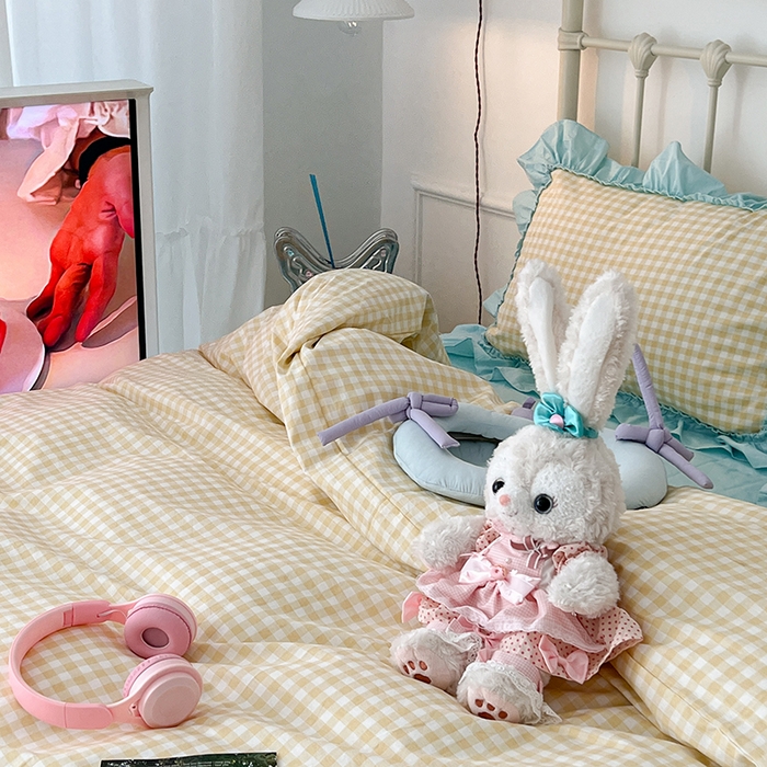 91家纺网 家纺一手货源 找家纺 2024新款花边奶油格子全棉混搭款四件套 柠檬黄格