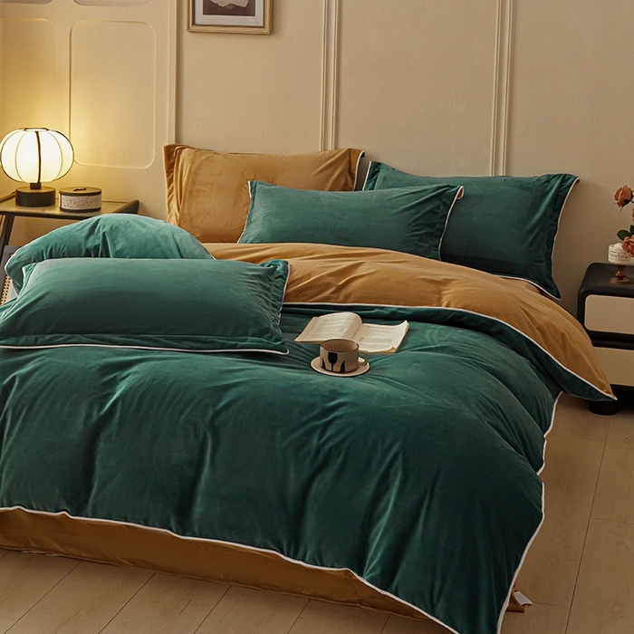 91家纺网 家纺一手货源 找家纺 澳梵家居 澳梵家居 2024新款A类宝宝绒嵌绳款四件套--【雅致系列】 祖母绿+卡其