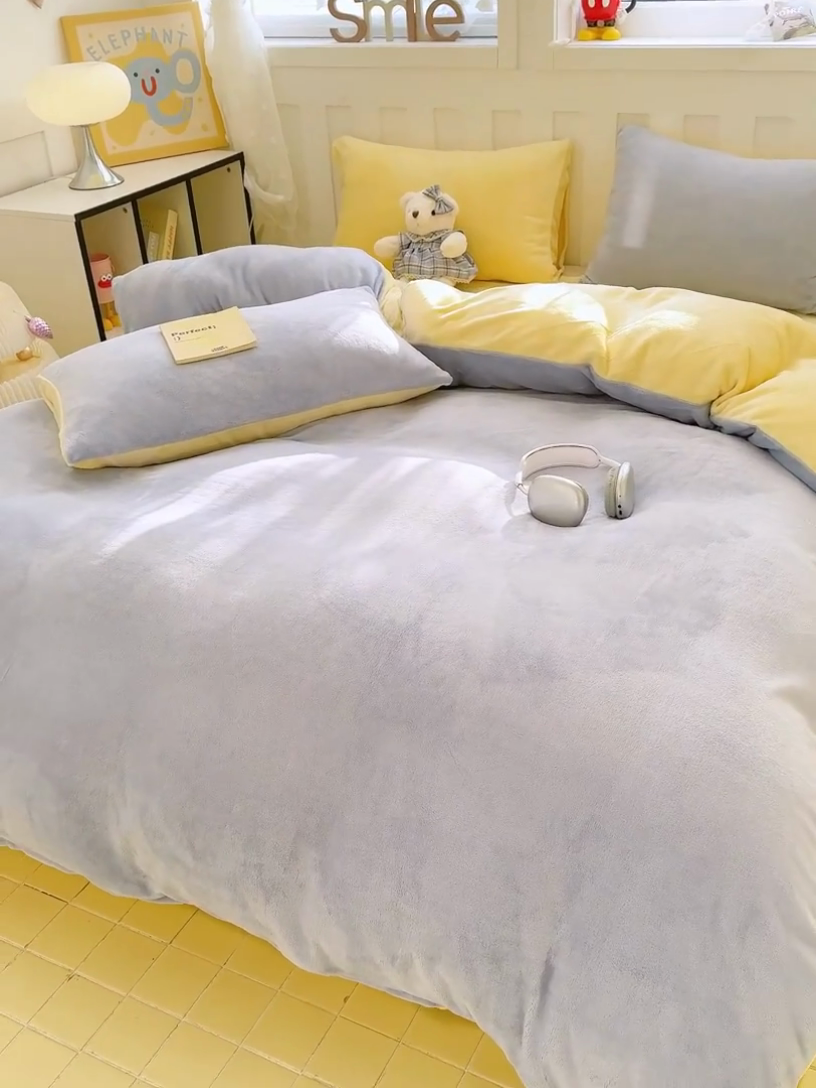91家纺网 家纺一手货源 找家纺 2024新款高克重亲肤牛奶绒四件套-场景一 蓝奶盖黄