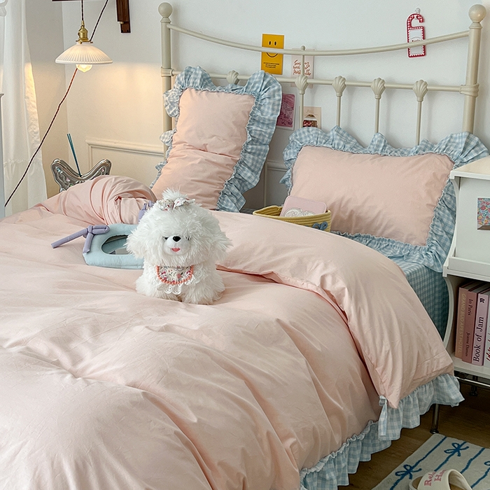 91家纺网 家纺一手货源 找家纺 2024新款花边奶油格子全棉混搭款四件套 盐莓奶芙