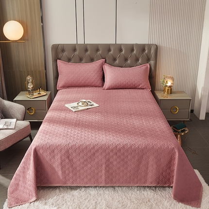 91家纺网 家纺一手货源 找家纺 梦精灵家纺 2025新款60支全棉长绒棉绗缝夹棉床盖 豆沙粉