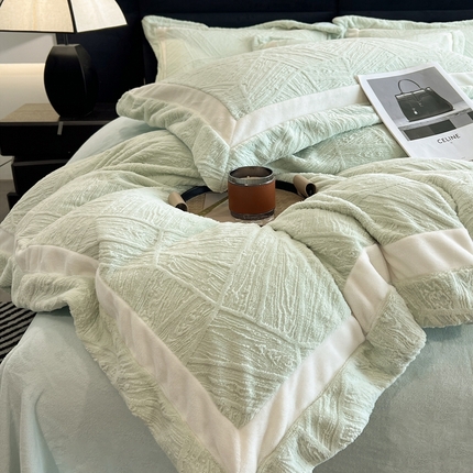 91家纺网 家纺一手货源 找家纺 （总）水云缦 2024新款双拼角雕花牛奶绒四件套