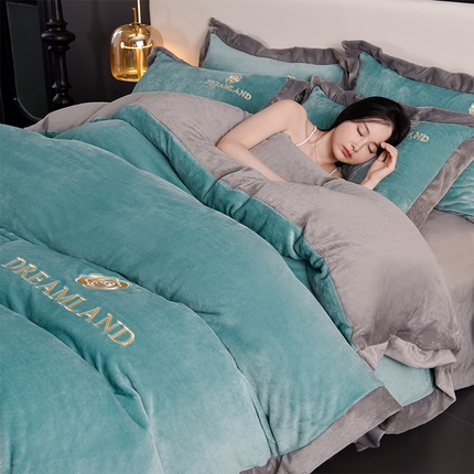 91家纺网 家纺一手货源 找家纺 （总）兄弟坊 2025新款纯色牛奶绒宽边刺绣四件套-梦想