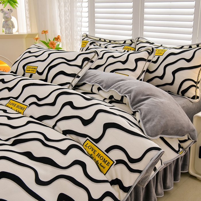 91家纺网 家纺一手货源 找家纺 红宝利 2024新款亲肤牛奶绒印花四件套 简约生活