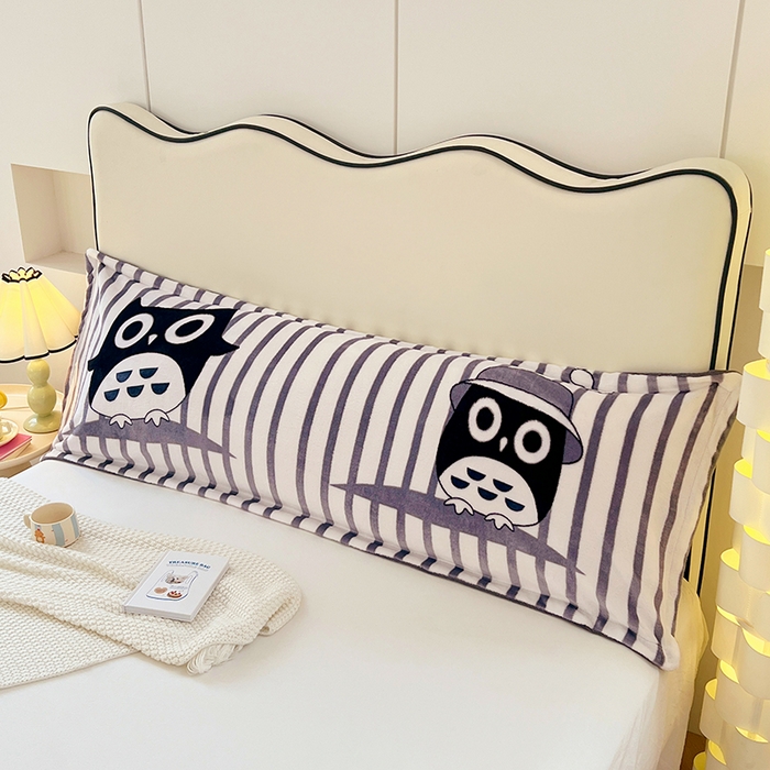 91家纺网 家纺一手货源 找家纺 梦舒羽 2025新款冬季法莱绒枕套牛奶绒1.5m枕头套双人珊瑚绒枕芯套 甜蜜的爱