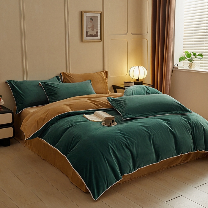 91家纺网 家纺一手货源 找家纺 澳梵家居 澳梵家居 2024新款A类宝宝绒嵌绳款四件套--【雅致系列】 祖母绿+卡其