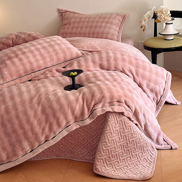 91家纺网 家纺一手货源 找家纺 欧邦 新款A类泡泡绒牛奶绒单被套夹棉床盖单品可组合 泡泡豆沙