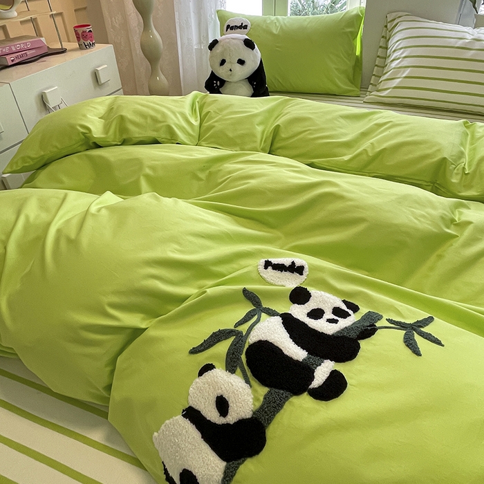 91家纺网 家纺一手货源 找家纺 吉象家纺 2024新款全棉斜纹毛巾绣混搭四件套 熊猫团团