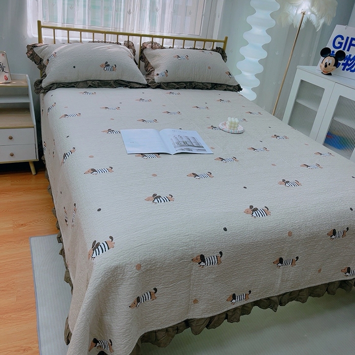 91家纺网 家纺一手货源 找家纺 2024新款亲肤舒适法式床盖三件套 拉拉狗