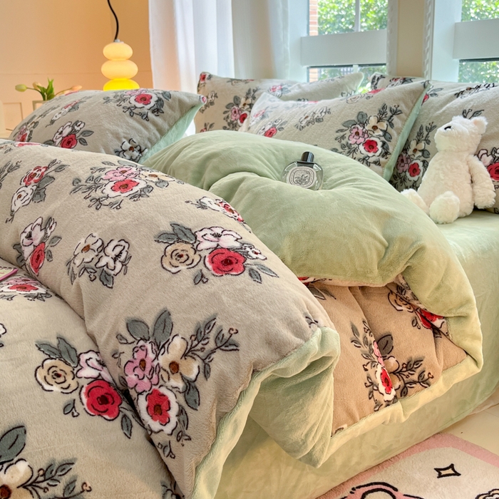 91家纺网 家纺一手货源 找家纺 慕澄家纺 2024新款兔绒牛奶绒加厚保暖印花四件套 法式庄园