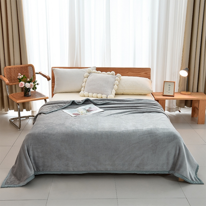 91家纺网 家纺一手货源 找家纺 仟人梦 2024新款A类高克重保暖法兰绒多功能保暖毛毯 银灰