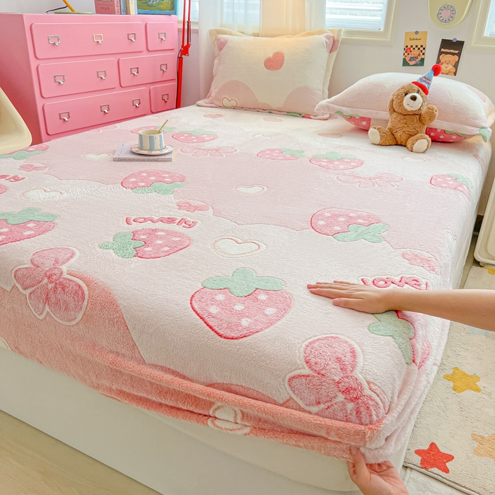 91家纺网 家纺一手货源 找家纺 韩巢家纺 2024新款加厚雪花绒卡通印花保暖床笠三件套 蝶雅