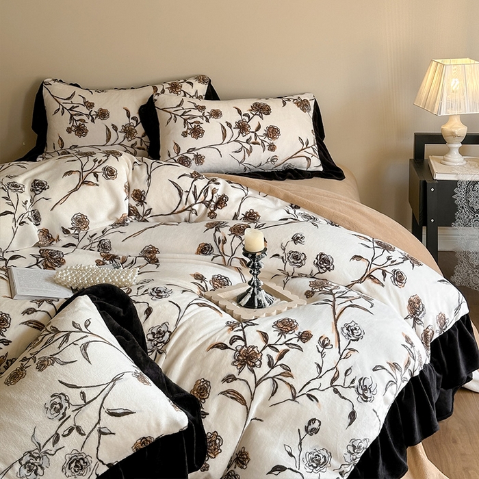 91家纺网 家纺一手货源 找家纺 2024新款加厚保暖高克重法式赫本风牛奶绒四件套 法式-叶璃