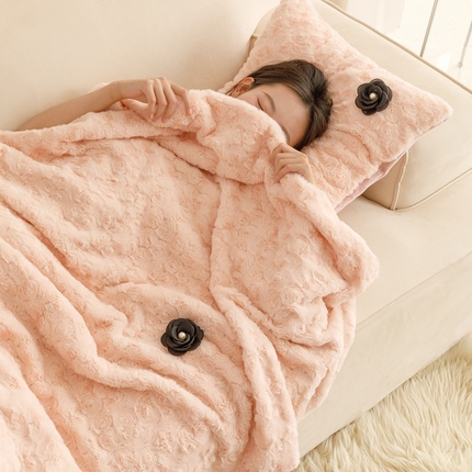 2024秋冬保暖加厚绒类玫瑰兔绒毛毯、抱枕 毛毯-裸粉