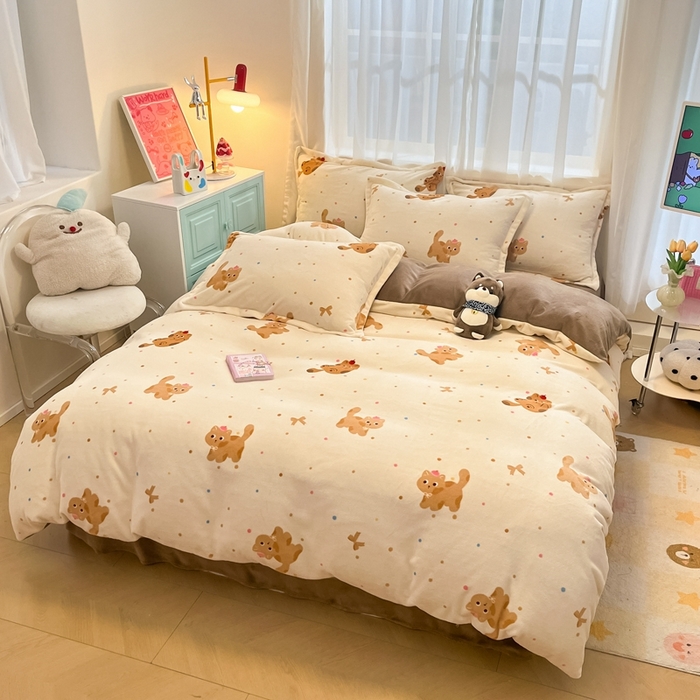 91家纺网 家纺一手货源 找家纺 慕尚家纺 2025新款3.5kg高克重田园花卉类牛奶绒四件套 奇妙猫