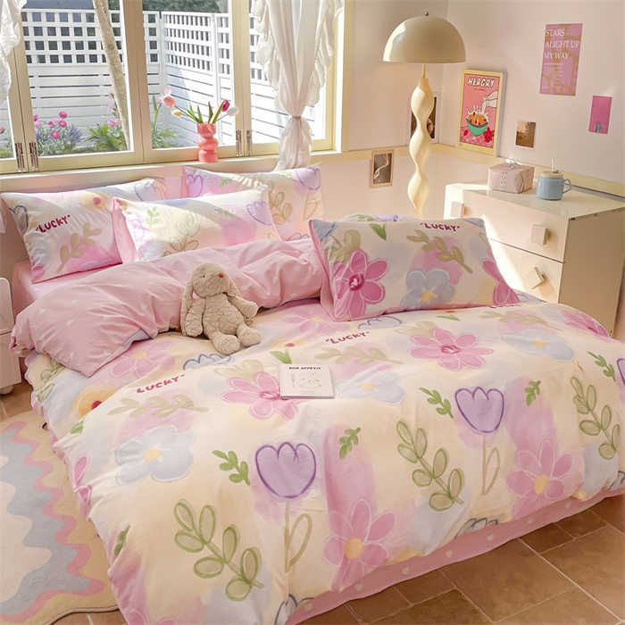91家纺网 家纺一手货源 找家纺 盛秋家纺 2025新款卡通单被套雅朵+粉爱心