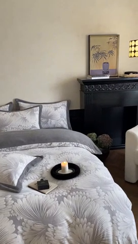 91家纺网 家纺一手货源 找家纺 梦享生活家居 2024新款加厚保暖牛奶绒四件套 烟花-灰