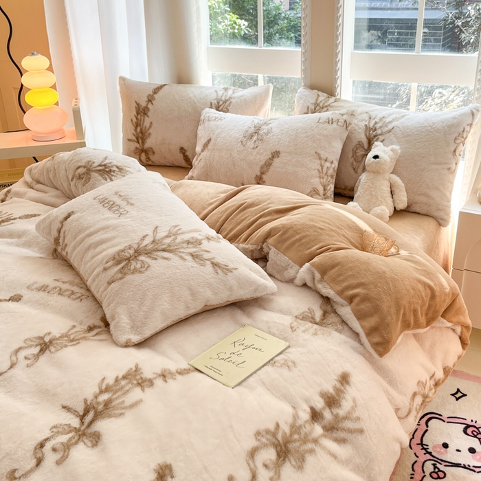 91家纺网 家纺一手货源 找家纺 慕澄家纺 2024新款兔绒牛奶绒加厚保暖印花四件套 仙草