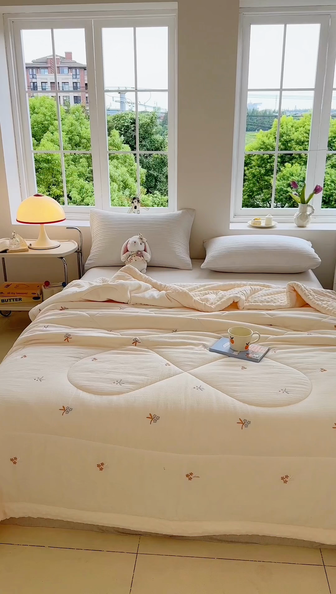 91家纺网 家纺一手货源 找家纺 木楌家居 2025新款全棉A类皱皱纱刺绣手包边豆豆被 允禾