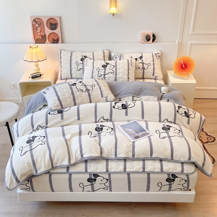 91家纺网 家纺一手货源 找家纺 2024秋冬A类牛奶绒加厚夹棉床笠+牛奶绒被套四件套午后时光