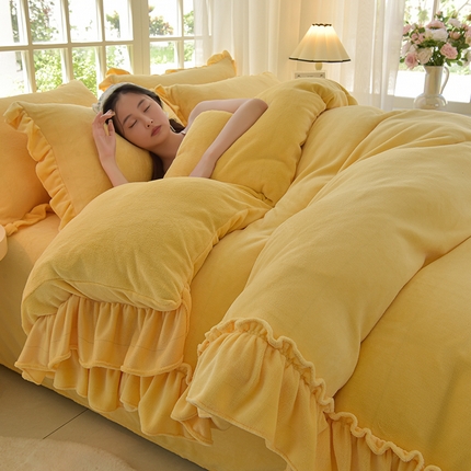 91家纺网 家纺一手货源 找家纺 简爱家纺 2025新款轻奢欧式加厚高克重牛奶绒四件套 芝士黄