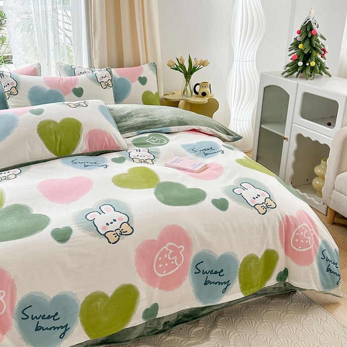 91家纺网 家纺一手货源 找家纺 金鑫汇家纺 2024年新款棉加绒印花四件套保暖牛奶绒法莱绒水晶绒 棉加绒-心心念念