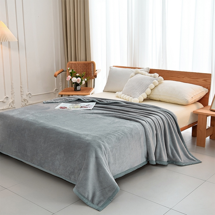 91家纺网 家纺一手货源 找家纺 仟人梦 2024新款A类高克重保暖法兰绒多功能保暖毛毯 银灰