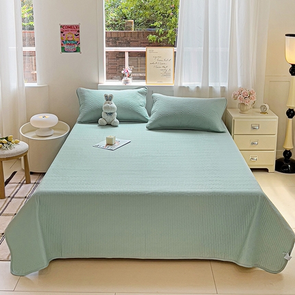 91家纺网 家纺一手货源 找家纺 漫时光 2025新款40支全棉纯色夹棉床盖款 露草