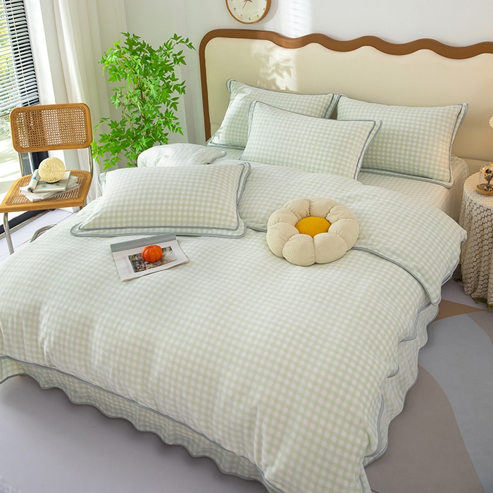 91家纺网 家纺一手货源 找家纺 雨萝家纺 2024新款亲肤舒适牛奶绒四件套 绿小格