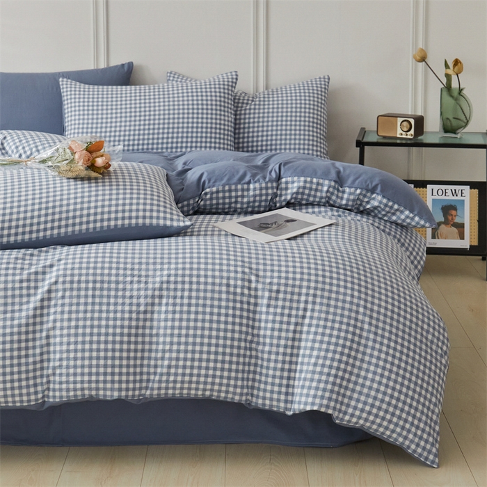 91家纺网 家纺一手货源 找家纺 盛秋家纺 2025新款格子单被套蓝小格+蓝灰